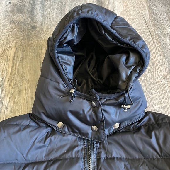 BlueSand 44 Women’s Belted Hooded Black Puffer Jacket, see pictures for sizing - Picture 2 of 10